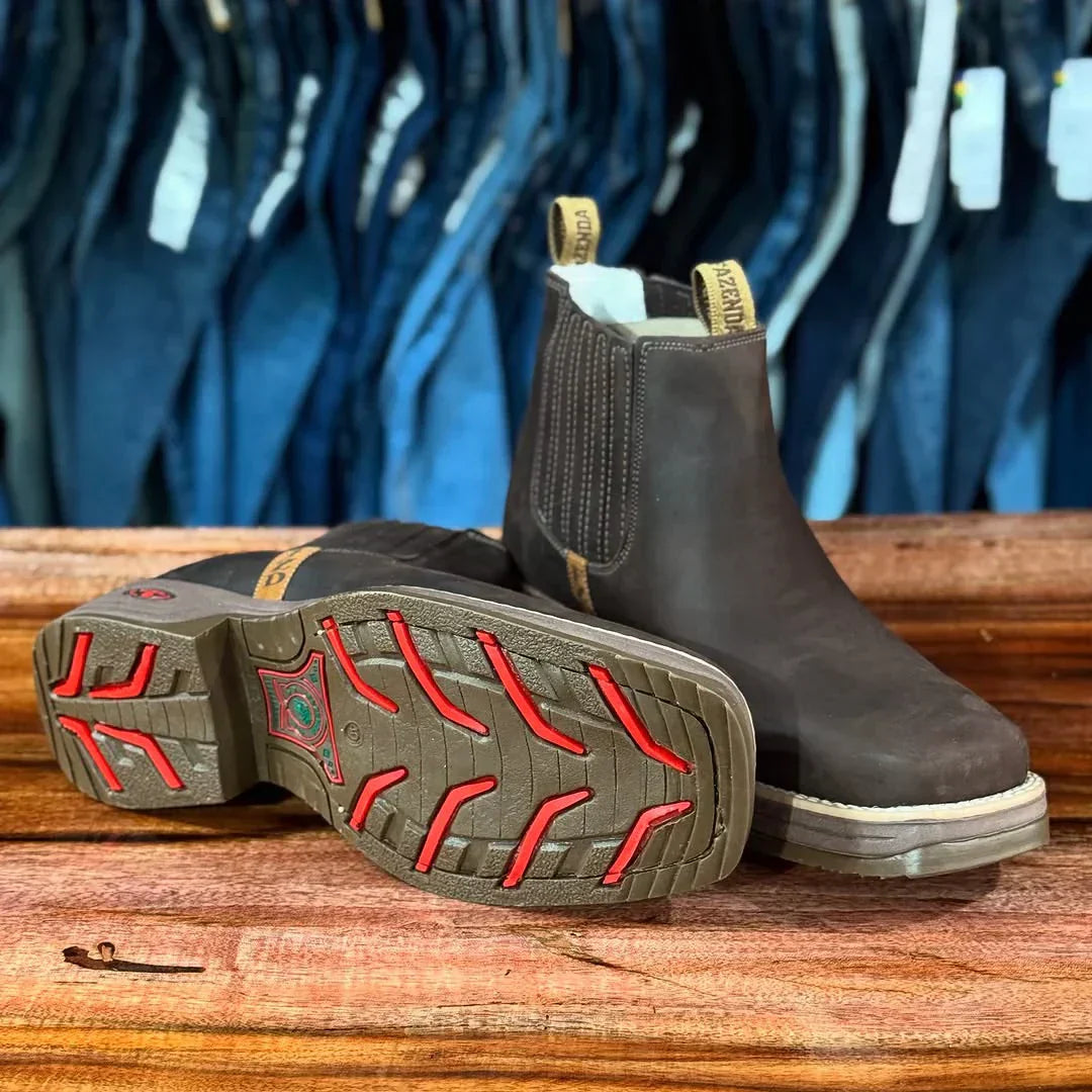 [Kit 4 em 1] Bota Masculina Ortopédica Fazenda de Cano Curto em Couro Legítimo com Boné Modão, Cinto e Carteira GRÁTIS